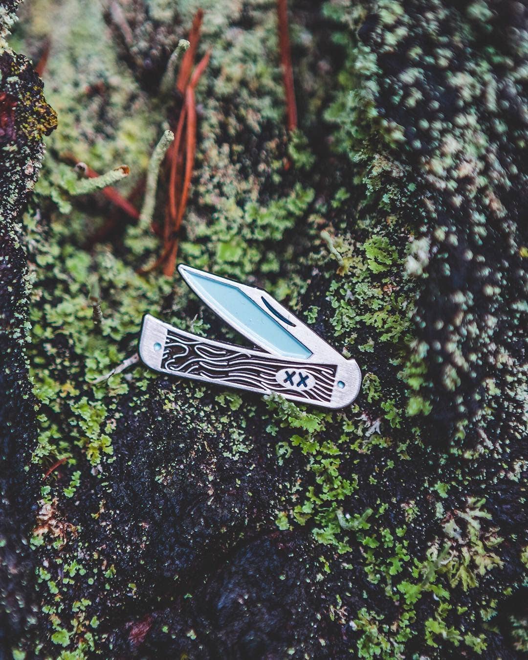 Pocket Knife Pin