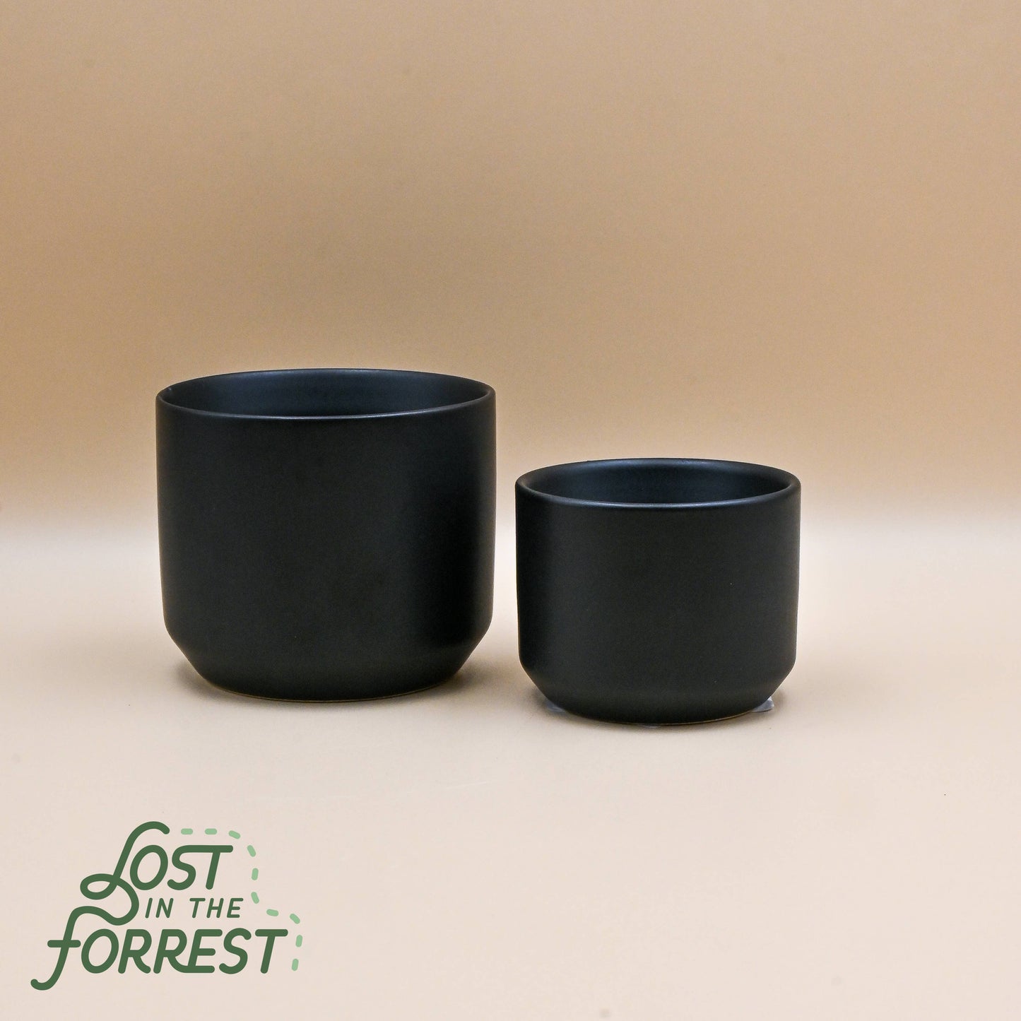 Round Black Pot